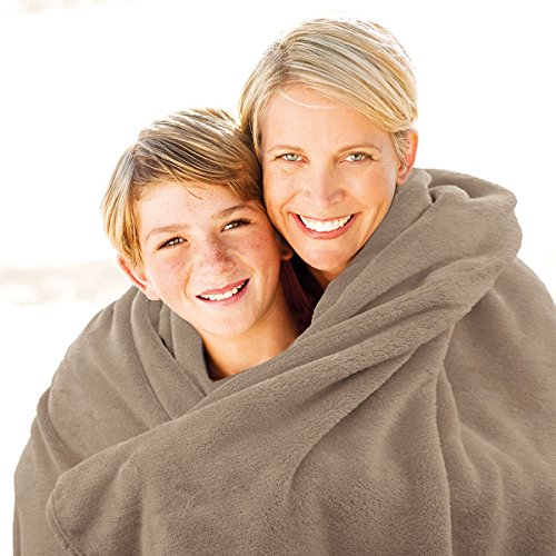 Gözze - Wohn- und Kuscheldecke, Memphis, Hohes Stoffgewicht 300 g/m², 220 x 240 cm - Taupe – Ansicht 2
