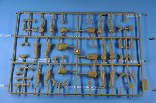Master Box Plastic Model Famous Pilots of WWII. KIT 1 1/32 3201
