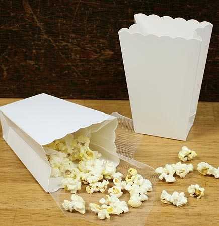 Package of 24 Scalloped Edge Theater White Popcorn Favor Boxes