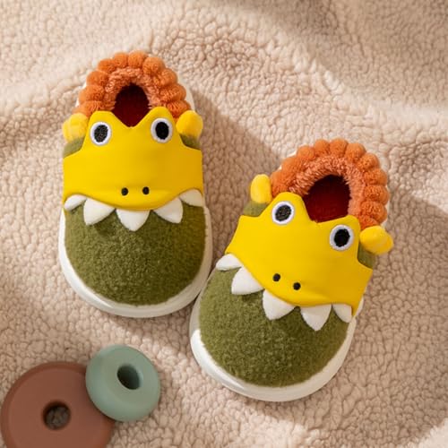 Chaussons de dessin animé confortables contre les pieds froids des tout-petits
