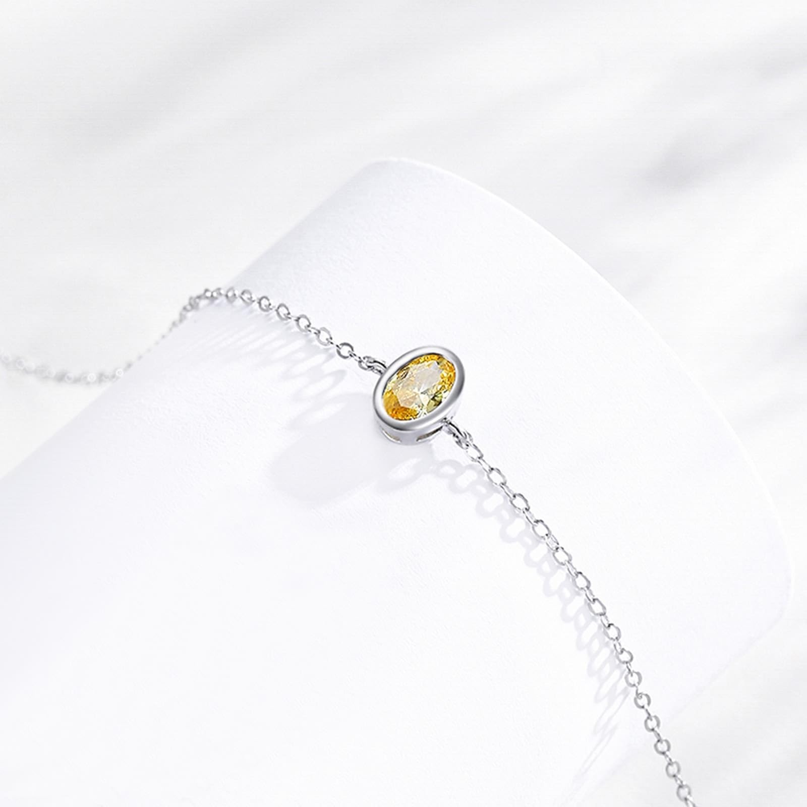 Au 375/585/750 - Bracciale classico da donna, in oro bianco 9 K/14 K/18 carati
