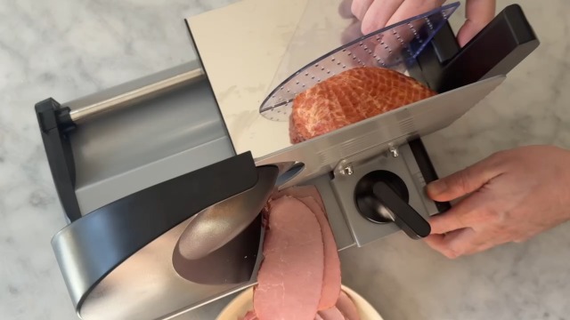 Amazon.com: Nutrichef Electric Meat Slicer | 200W Automatic Meat
