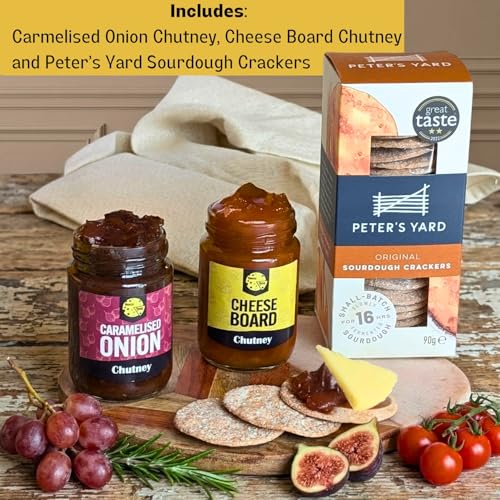 Luxury Artisan Cheese Hamper Gift Set | 6 Gourmet Items Including Smoked, Garlic & Herb and Vintage Cheddar, Sourdough Crackers & 2 Chutneys | Perfect Foodie Gift for Men & Women - Image 4
