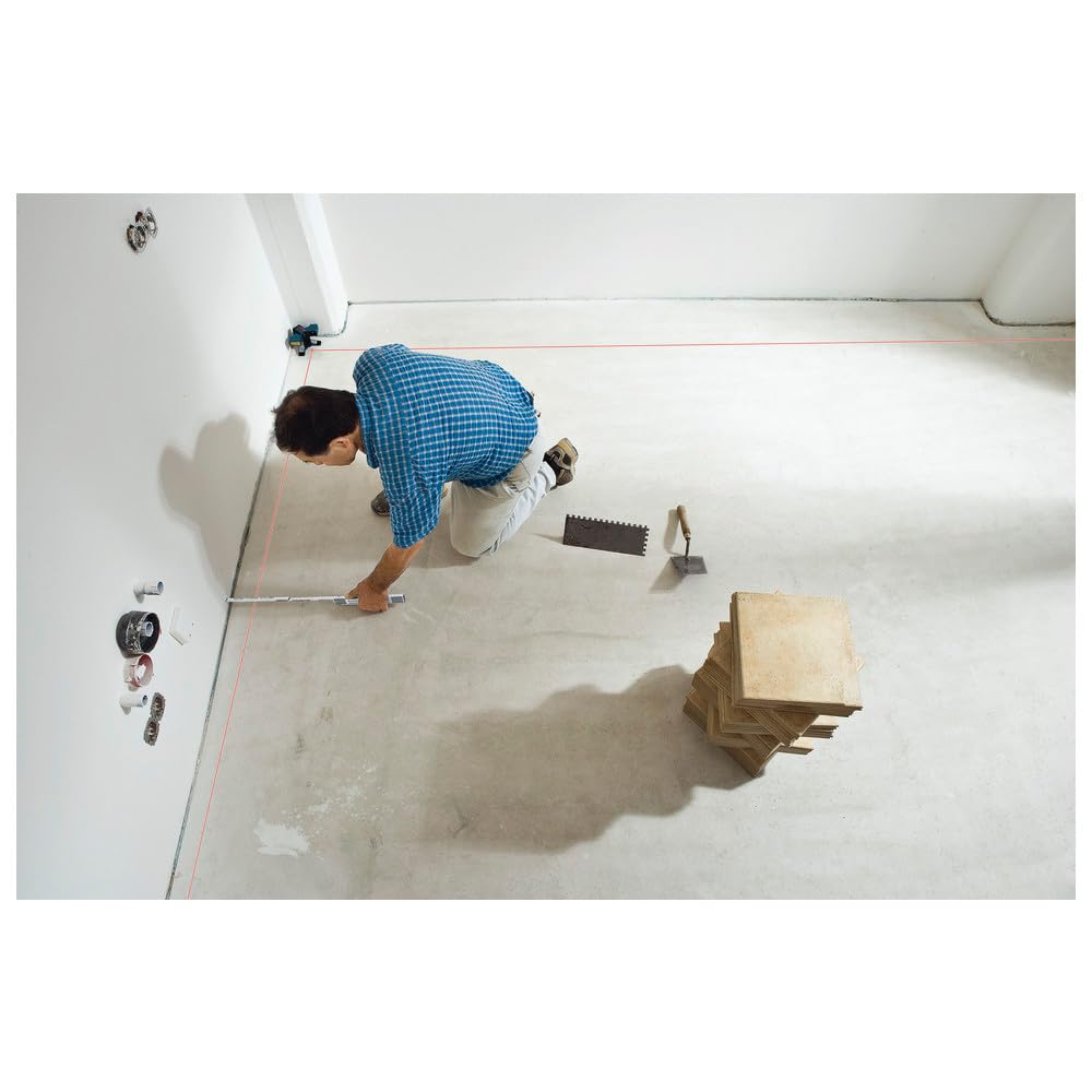 Bosch Professional GTL 3 Livella Laser per Piastrelle, 4 x Pile AA, Custodia Protettiva, Protezione da Polvere e Spruzzi IP 54, Piatto di Allineamento, Raggio d'Azione: 20 m
