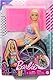 Barbie Fashionista-Puppe, Rollstuhl mit blonden Haaren und Regenbogen-Jumpsuit, Rollstuhl und Rampe, Puppe inklusive, Geschenk für Kinder, Spielzeug ab 3 Jahre,HJT13