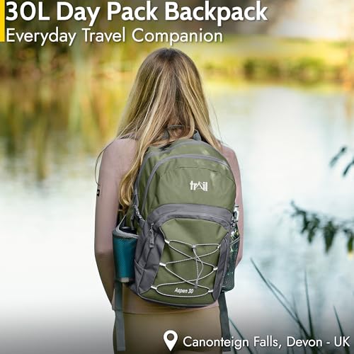 Trail Aspen 30L Day Pack Backpack for School Work Hiking Camping Travelling, Breathable Padded Back & Straps, 3 Zip Compartments, Internal Pockets, Bungee Cords, USB/Headphone Port, Water Resistant - Image 3