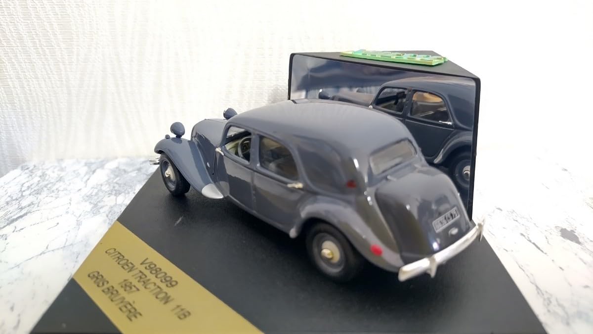 VITESSE 1⁄43 シトロエン トラクション 11B 1957 CITROEN