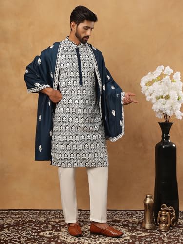 Image of Jompers Silk Blend Embroidered Kurta Pyjama Dupatta Set