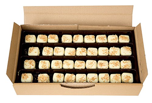 Loose Chocolade - Een Kilogram Doos van ‘Darcy’ een Milk Chocolate Centered Praline omhuld met witte chocolade. The Perfect Luxury Chocolate Gift door Martin's Chocolatier - Image 5