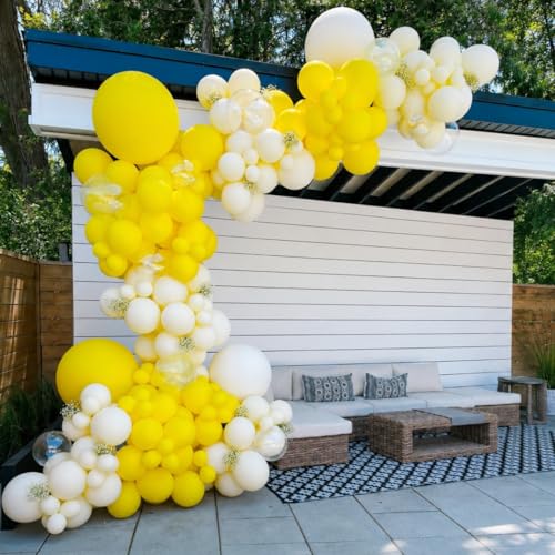 Image of Togvu Yellow Balloons, 50Pack 12 Inch Matte Yellow Latex Party Balloons for Tropical Aloha Luau Summer Birthday Wedding Baby Shower Sunflower Easter Bee Party Decorations Supplies