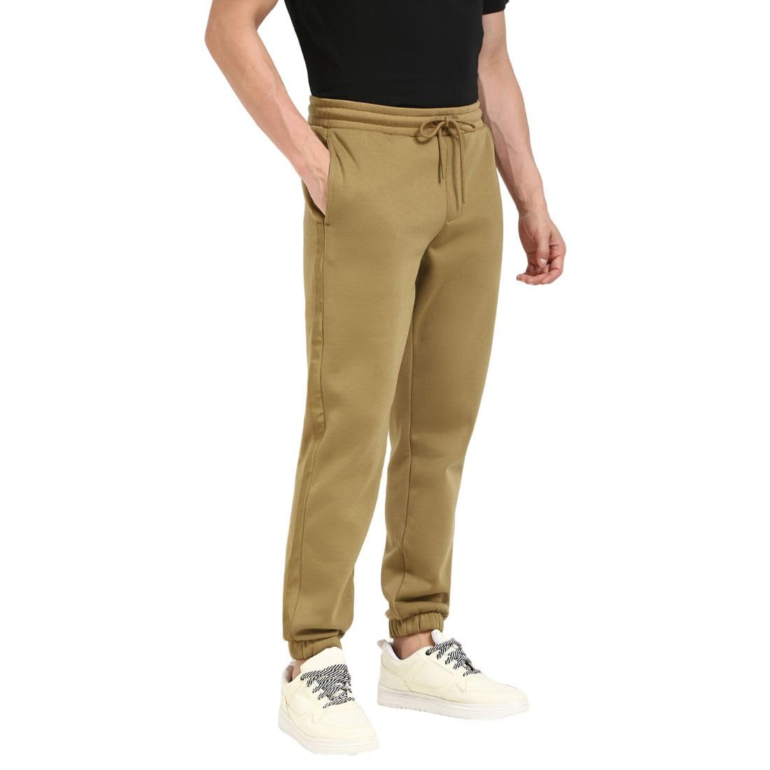 Mode von Calvin Klein & Tommy Hilfiger