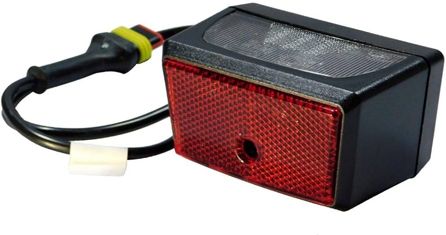 高松燈　SP Amazon.com: Spyder New OEM License Plate Light, 710003348 : Automotive