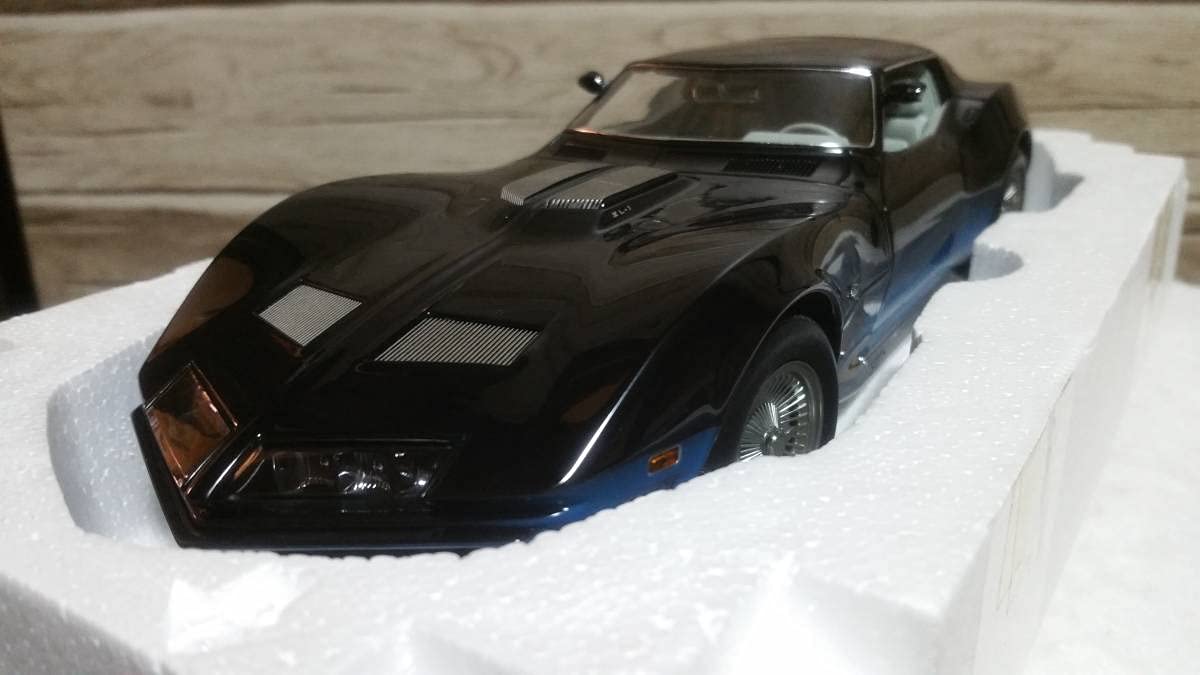 マンタレイ　コルベット Amazon | 1/18 AUTOart MILLENNIUM CHEVROLET MANTA RAY 1968