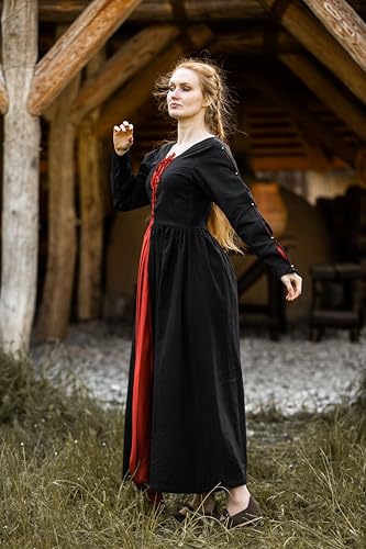 Robe médiévale Medusa résolvant le problème de taille avec ses lacets