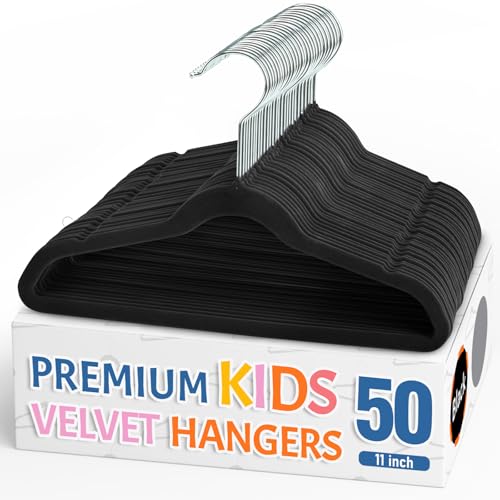 Pacote de 50 cabides de veludo para bebés de 11 polegadas, antiderrapantes, economizam espaço, organizador de roupa para armário com gancho giratório de 360° para crianças, bebés e crianças pequenas