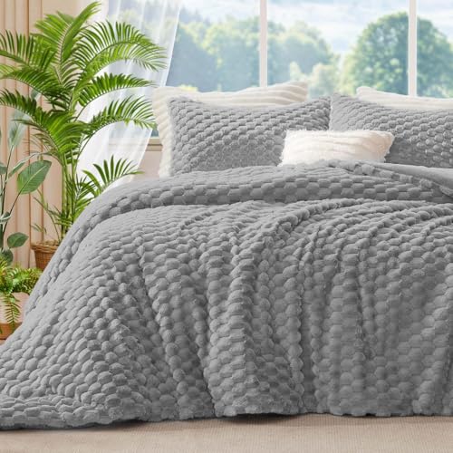 BEDELITE Fluffy Twin Comforter Set - Light Grey Fleece Soft Comforter for Twin Size Bed, Luxury Warm Bedding Set for Winter, Fuzzy Bed Set 2 Pieces (1 Comforter, 1 Pillowcase)