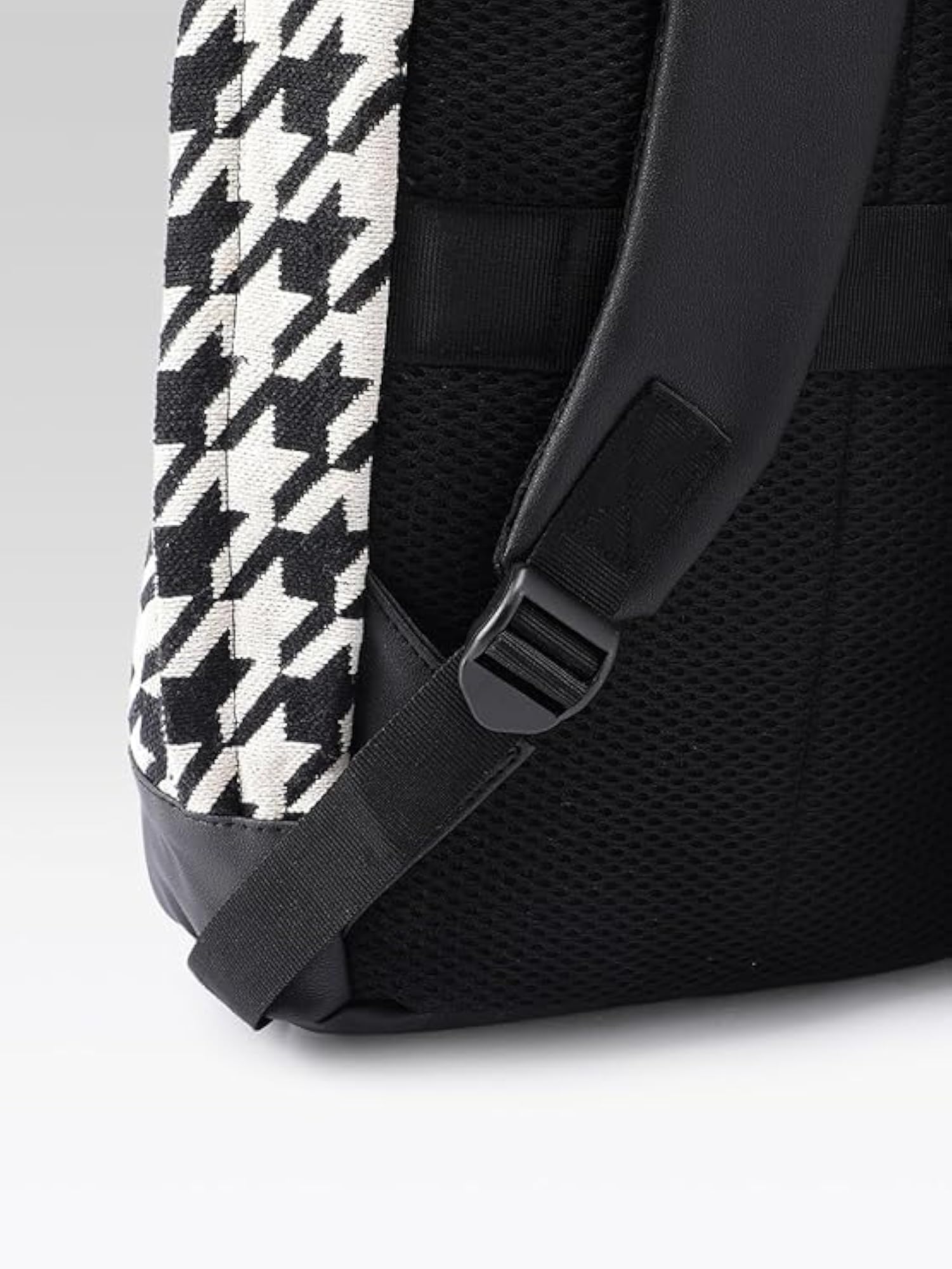 Houndstooth Backpack, Black and White Pattern