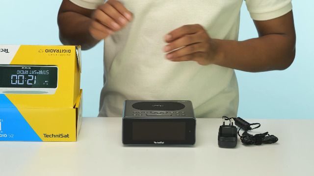 Pure Siesta Home Radiowekker, compleet systeem (Bluetooth, USB, CD, AUX, DAB /DAB en FM-radio, afstandsbediening, slaaptimer, wekfunctie, CrystalVue display, 40 zendergeheugenplaatsen), grafiet