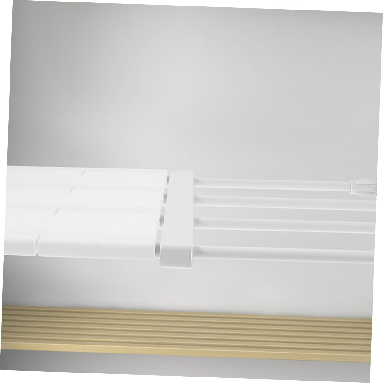 Expandable Closet Shelf Heavy Duty Divider Rack Adjustable