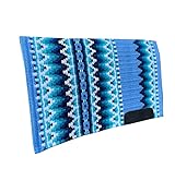 Confort et fonctionnalité : la laine douce et rembourrée offre un confort inégalé tandis que ses propriétés d'évacuation de l'humidité empêchent la surchauffe, idéale pour les longs trajets ou les compétitions intenses.