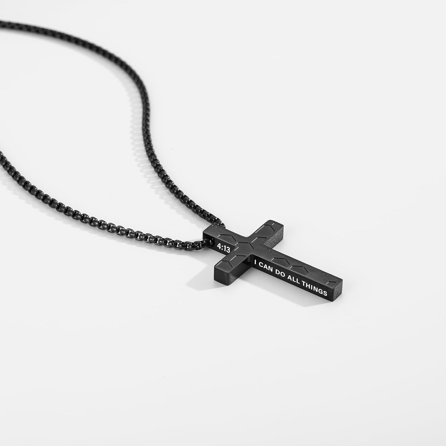 Collar de Fútbol Nymora para Niños - Regalos de Fútbol para Niños de 10 y 16 Años - Collar Deportivo con Colgante de Cruz y Fútbol - Collares para Niños, Idea de Regalo