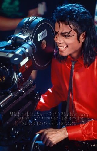 MICHAEL JACKSON 1980s w. MOVIE CAMERA (3) RARE 8x10 FINE ART PHOTOS image 4