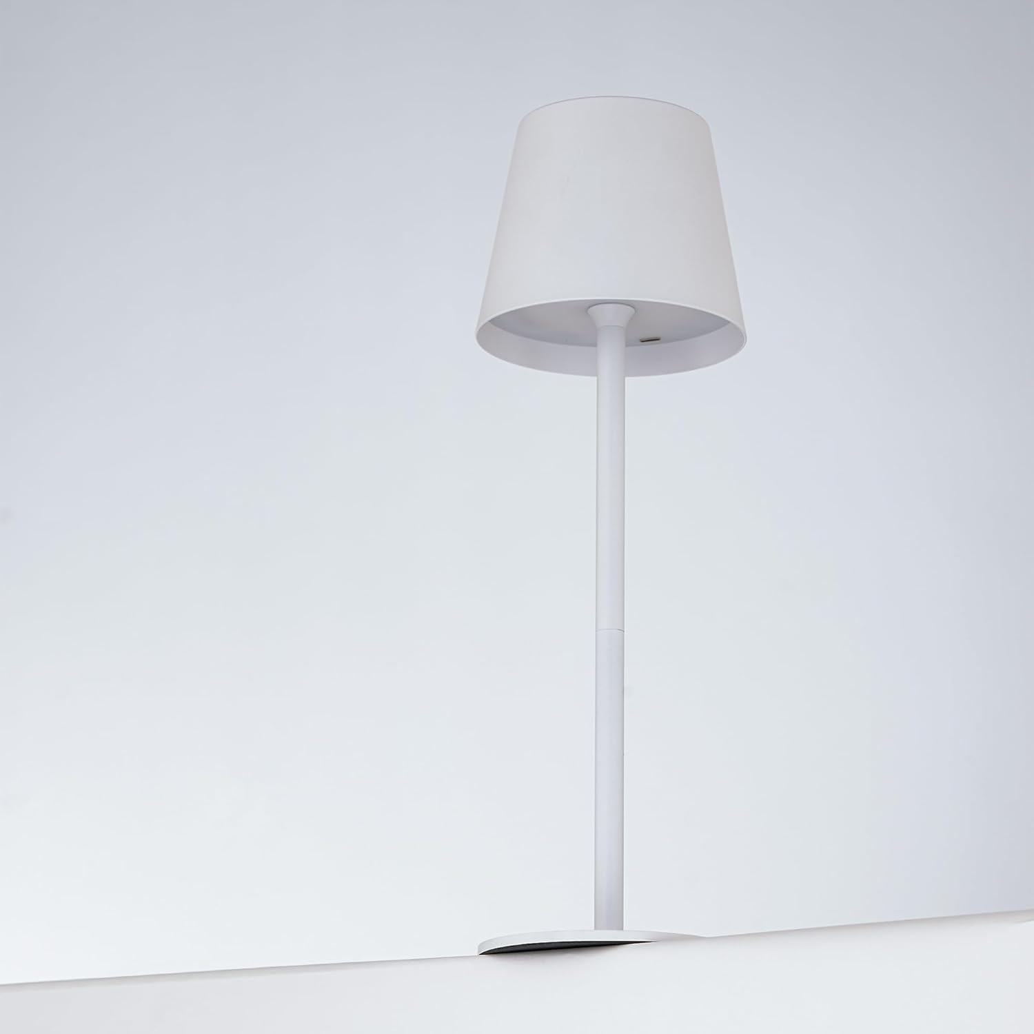 Versa LED Cordless USB-C Re-Chargeable Desk Lamp, 5200mAh Battery Operated with 3 Color Temperature 2700K-3000K-3500K and Fingertip Touch On/Off Plus Dimming with Two 5in Adj Height Stems in Black