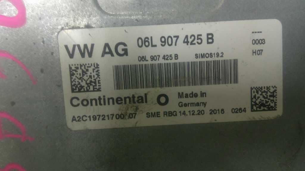 Engine ECM Control Module 2.0L Turbo Fits 17-19 Compatible with Audi A4 06L 907 425 B 06L907425B