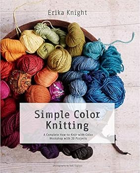 Paperback Simple Color Knitting: A Complete How-To-Knit-With-Color Workshop with 20 Projects Book