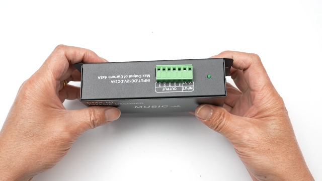DMX Decoder Contrôleur LED 4 Canaux RGBW 12-24V - Avec Manuel Anglais
