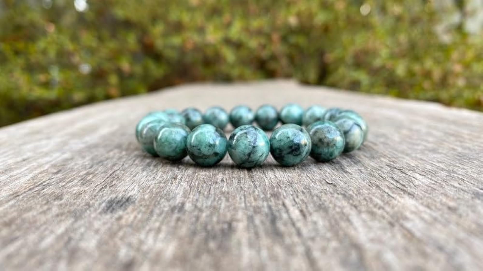 Natural Emerald 10mm Smooth Cut Beads Stretchable Bracelet, Unisex