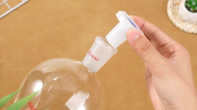 Image of Tellegloww 1000 ml Heavy Wall Conical Separating Funnel Borosilicate Glass | Separatory Funnel, 24 /40 Taper Joint, Ptfe Stopcock, Liquid Extraction, Essential Chemistry Lab Glassware