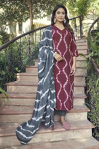 Image of GoSriKi Women's Cotton Blend Straight Printed Kurta with Pant & Dupatta