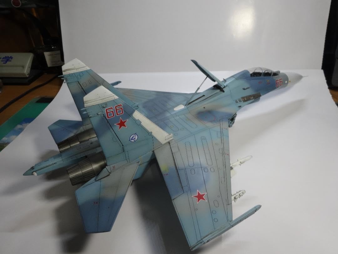 アカデミー1/48「スホーイ Su-27UB」完成品 Amazon.com: Academy 1/48 Su-27UB Flanker C : Arts, Crafts