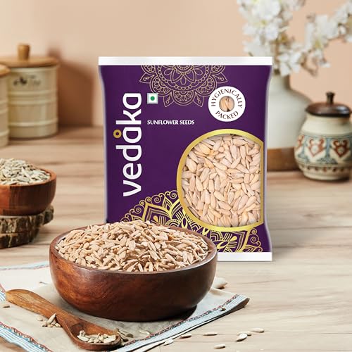 Image of Amazon Brand - Vedaka Sunflower Seeds | 1 Kg | Rich Source of Magnesium | Delicious & Fresh | Convenient Snack | Hygienically Packed