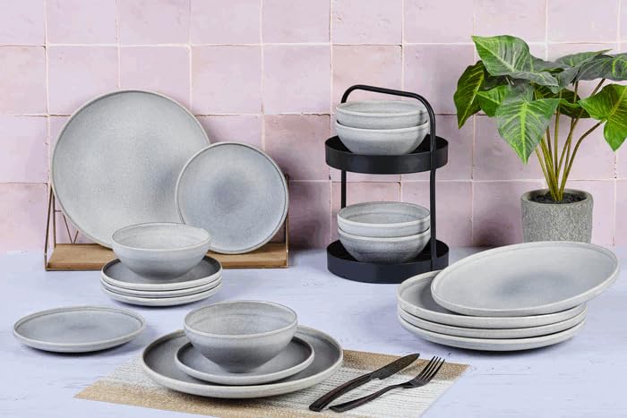 BJORN SR-LESTG26 Service de Vaisselle STONE GRIS LUNE, 18 Pièces, Grès avec Émail Réactif, Gris Clair, pour 6 Personnes, Compatible Lave-vaisselle et Micro-ondes