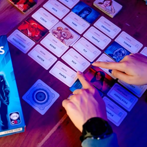 CGE Codenames Board Game (2nd Edition) The Top Secret Word Association Party Game for Friends &amp; Family Game Nights, 4+ Players