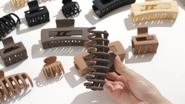 16 Pcs Hair Claw Clips Non-Slip Thick Hair Vintage Resin Hair Accessories Set Amazon.com : 16 PCS 4.4 main image 2