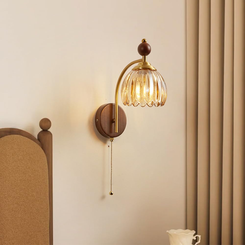 Applique da Parete Vintage in Ottone di metà secolo con Paralume in Vetro ambrato, Lampada da Parete Moderna retrò con Interruttore a Tirante, Lampada da Parete per Interni cablata per Camera da