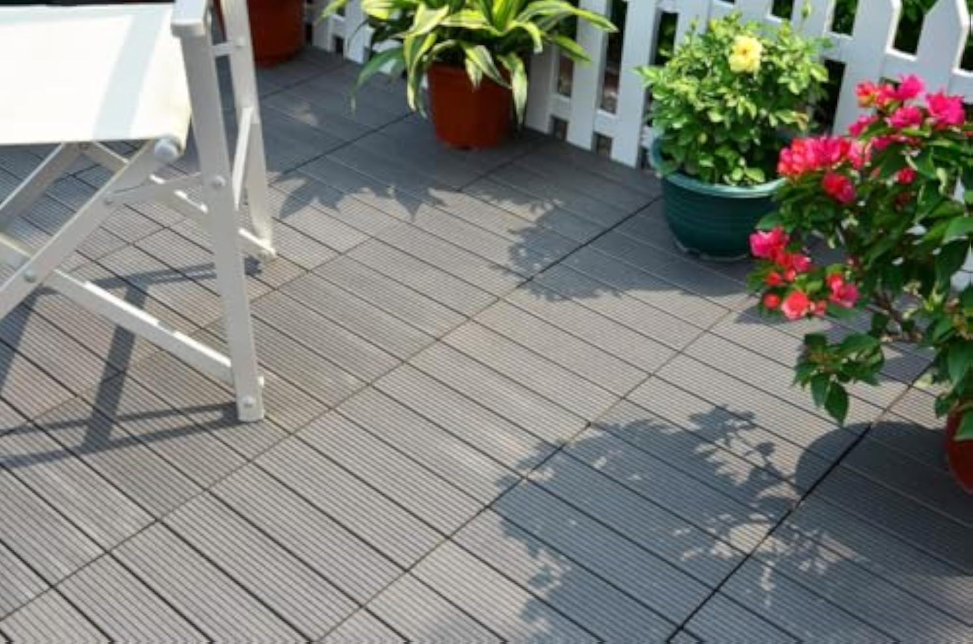 WPC Interlocking Deck Tiles for Outdoor Flooring