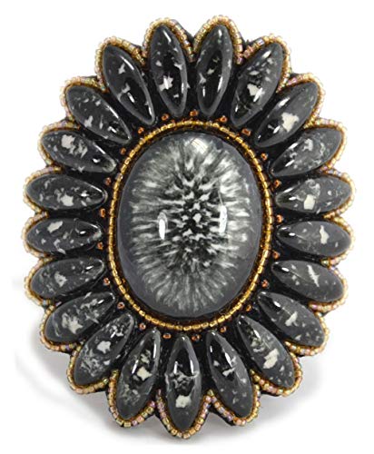 Bracelet perles porcelaine noire parfait pour un look casual chic