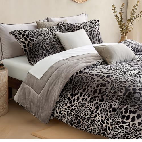Petrichor Leopard Velvet Flannel Queen Comforter Set