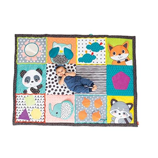 Infantino Fold & Go Giant Discovery Mat Big playmat for Babies and Toddlers