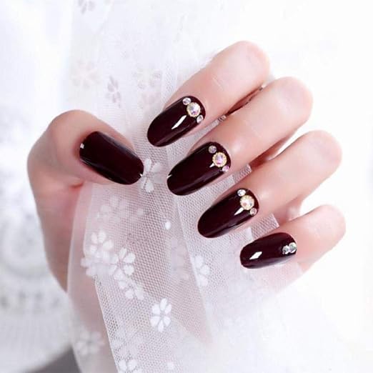 Amazon Co Jp 24本 箱ネイルブライトブライドシャイニーミディアムラウンドヘッドフェイクネイル完成品ビューティーネイルチップ ビューティー