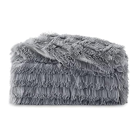 Bedsure Manta Sofa Pelo Largo - Manta Pequeña Gris de Terciopelo Peluche, Manta Cubre Sofa Invierno Reversible con Piel Sintética Suave y Polar, 130x150 cm