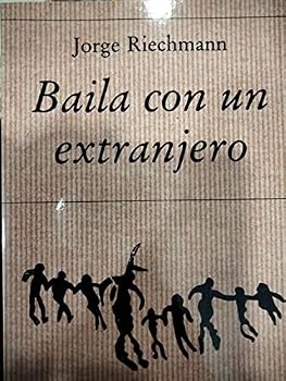 Paperback Baila con un extranjero (Poesía Hiperión) (Spanish Edition) Book
