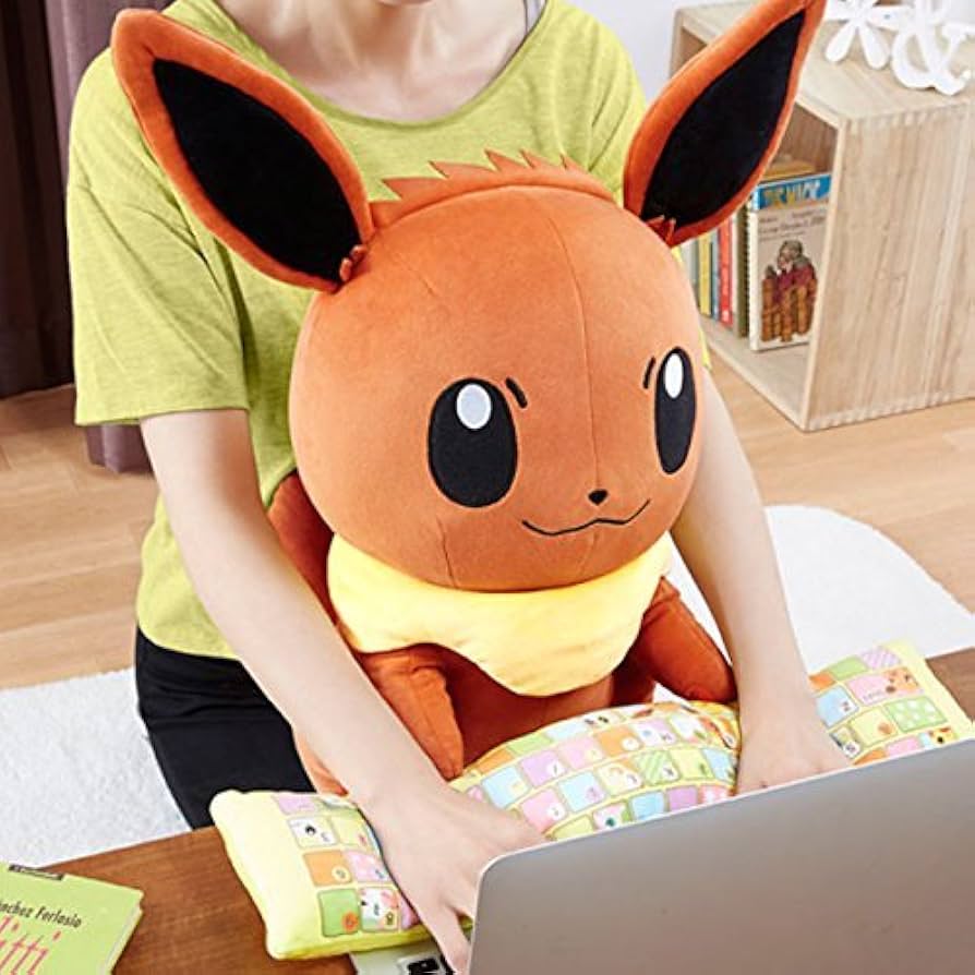 イーブイ　クッション Amazon.co.jp: ポケットモンスター PCクッション イーブイ