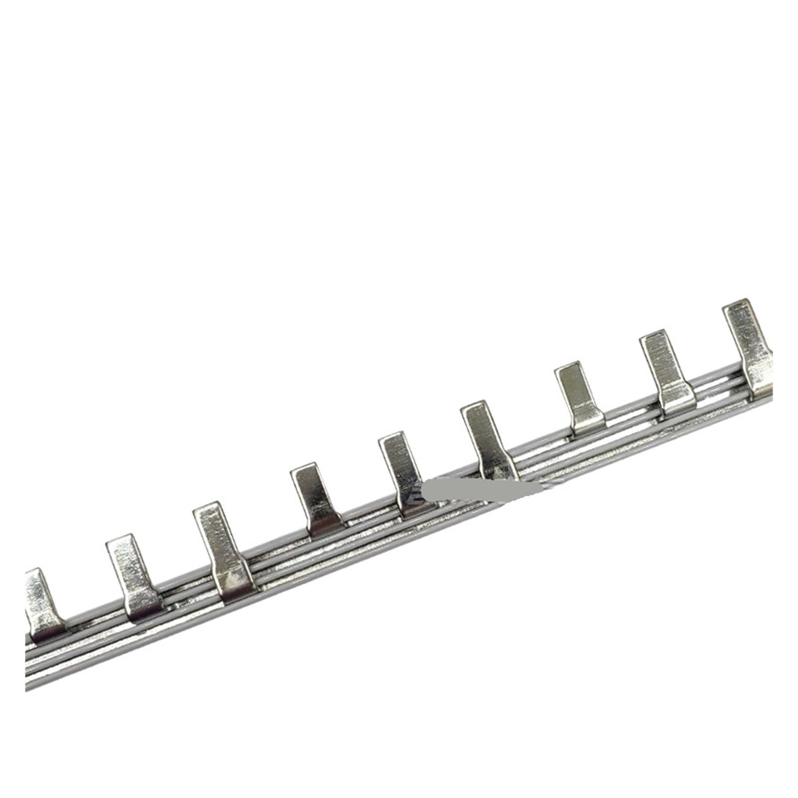 Barra colectora trifásica para solucionar caídas de tensión en conector de disyuntor 60A 6