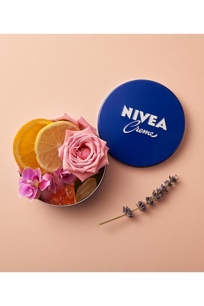 NIVEA Soft Krem 300ml, Nemlendirici Bakım Kremi, Yüz, Vücut, El, Jojoba Yağı ve E Vitamini ile Cilt Bakımı ve NIVEA Kadın Sprey Deodorant Fresh Natural 150ml, ve NIVEA Soft 75 ml, El Kremi