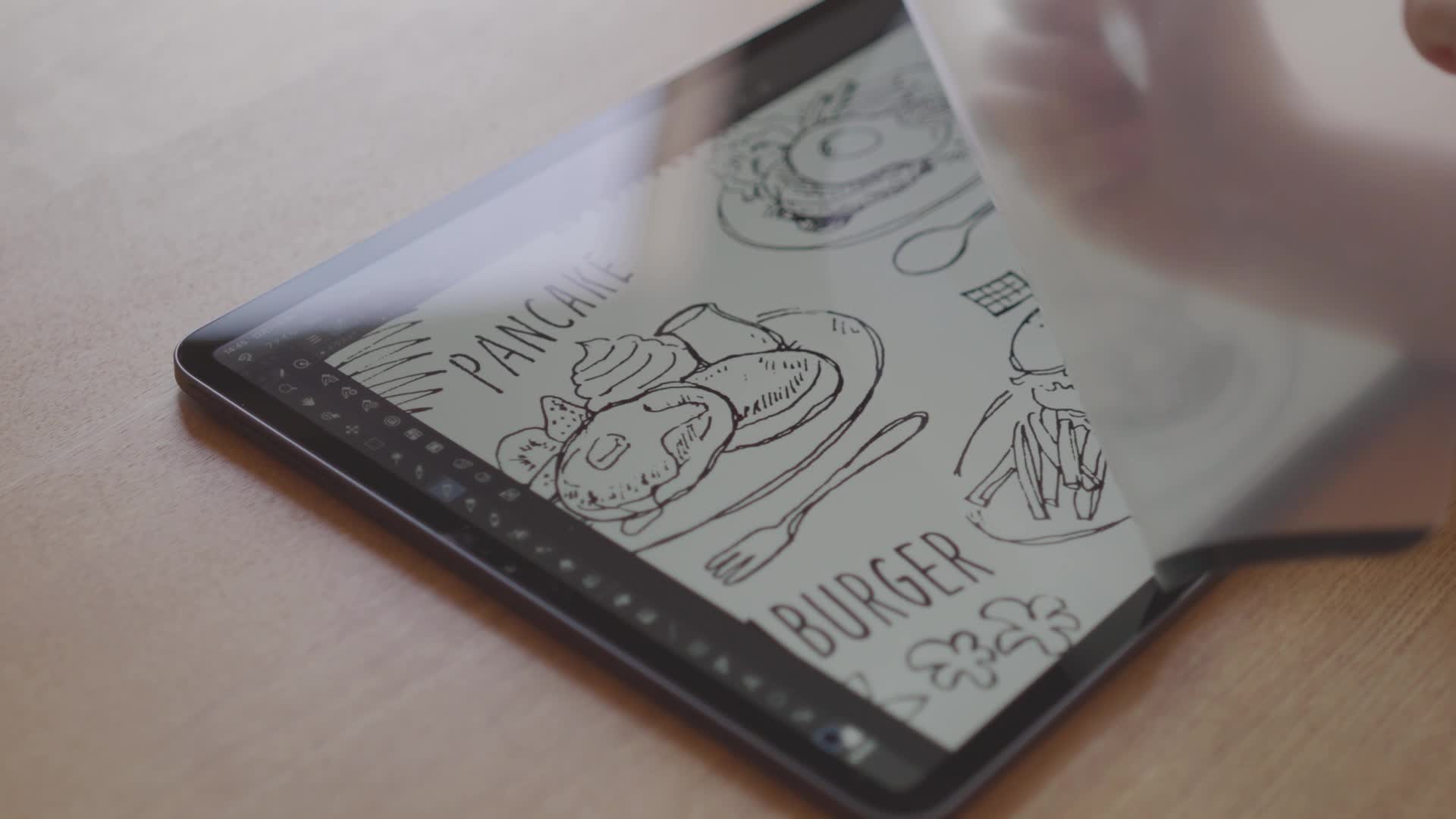 iPad（第8世代）128GB＋Apple Pencil＋カバーフィルム5月購入 Apple Pencil第2世代専用 カバー iPad Pro 新型iPad 第6世代